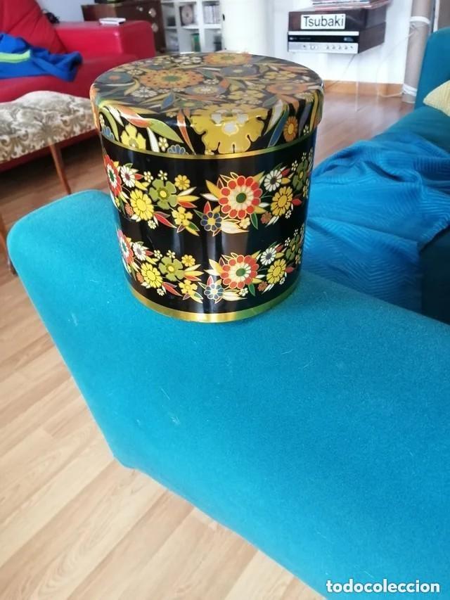 Antiquit&eacute;s: ANTIGUO CAJA HOJALATA BOTE COLA CAO. COLECCI&Oacute;N