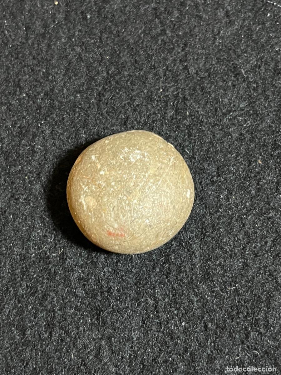 Antig&uuml;edades: Piedra honda antigua percutor prehist&oacute;rico arma romana arqueolog&iacute;a paleol&iacute;tico