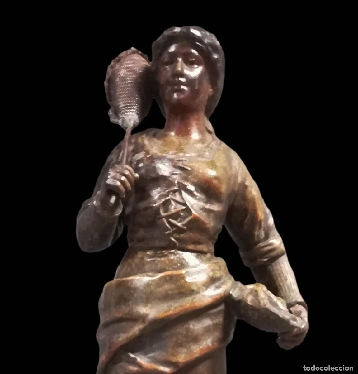 Antig&uuml;edades: FIGURA CALAMINA PESCADORA FIRMADA MESTAIS, SIGLO XIX