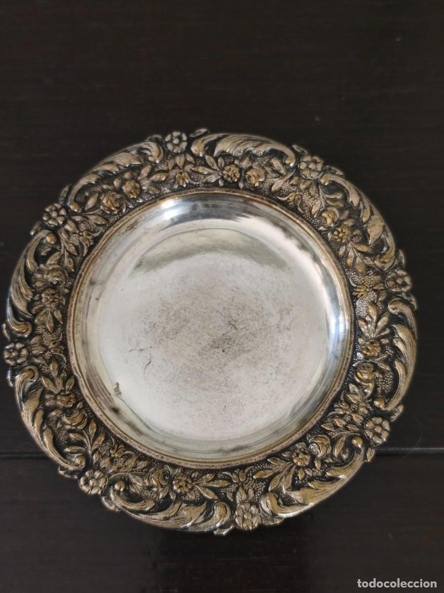 Antig&uuml;edades: 5 bandejitas plateadas. - Foto 6