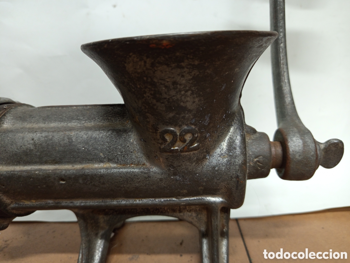 Antig&uuml;edades: Picadora antigua Elma 22 - Foto 3