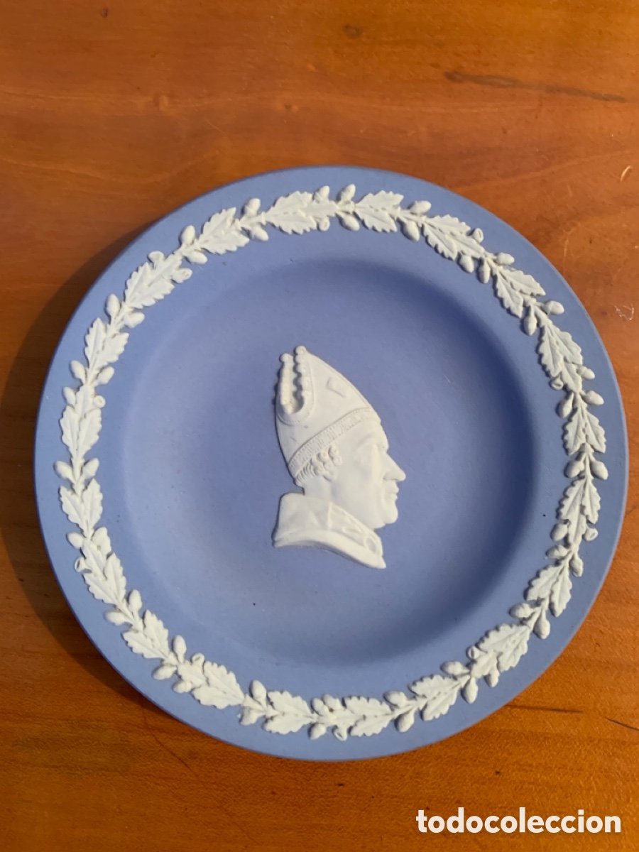 Antig&uuml;edades: Plato Wedgwood con imagen central