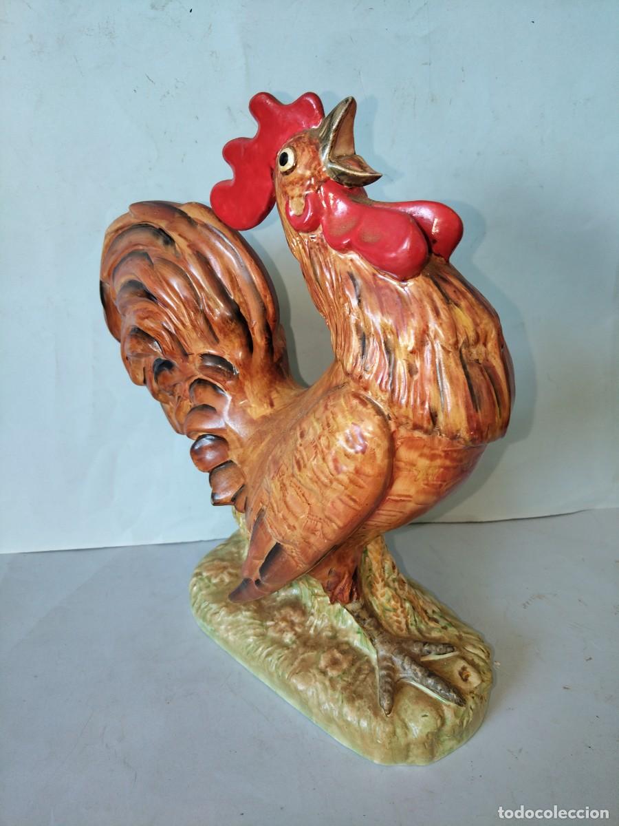 Antig&uuml;edades: Gallo de cer&aacute;mica portuguesa de Sacaven