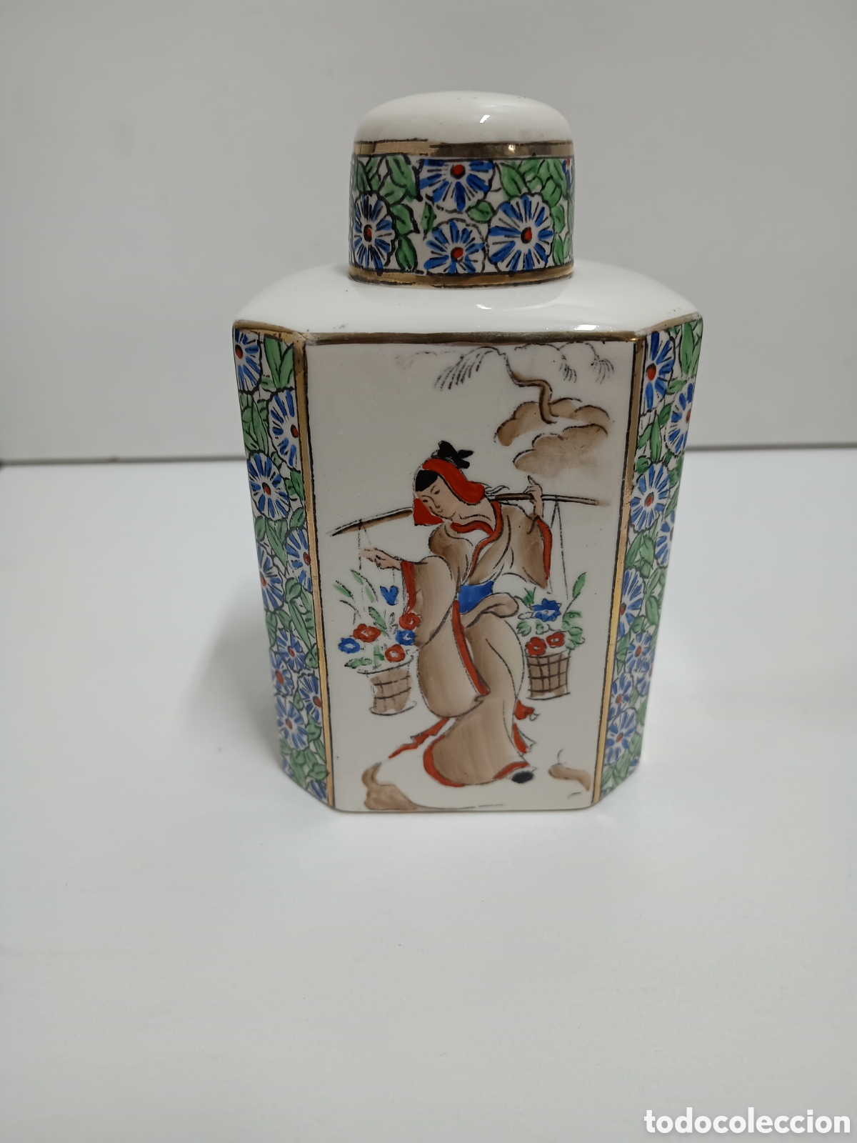 Antiques: CAJA DE T&Eacute; - ESCENAS ORIENTALES PINTADAS A MANO - F&Aacute;BRICA DE LOI&Ccedil;A DE SACAVEM