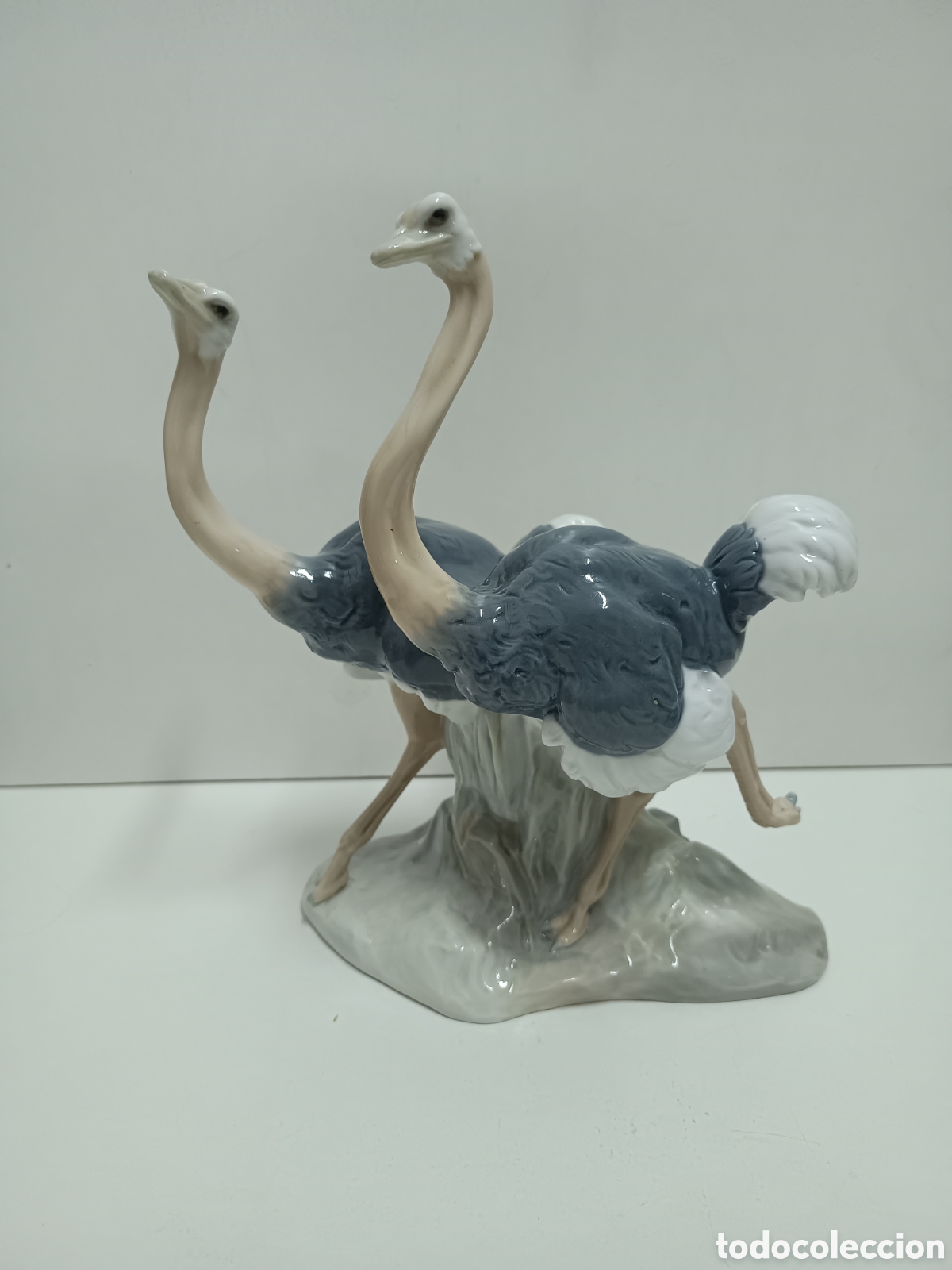 Antiquit&eacute;s: FIGURA DE PORCELANA DE LLADR&Oacute; ESPA&Ntilde;A PAREJA DE AVESTRUCES
