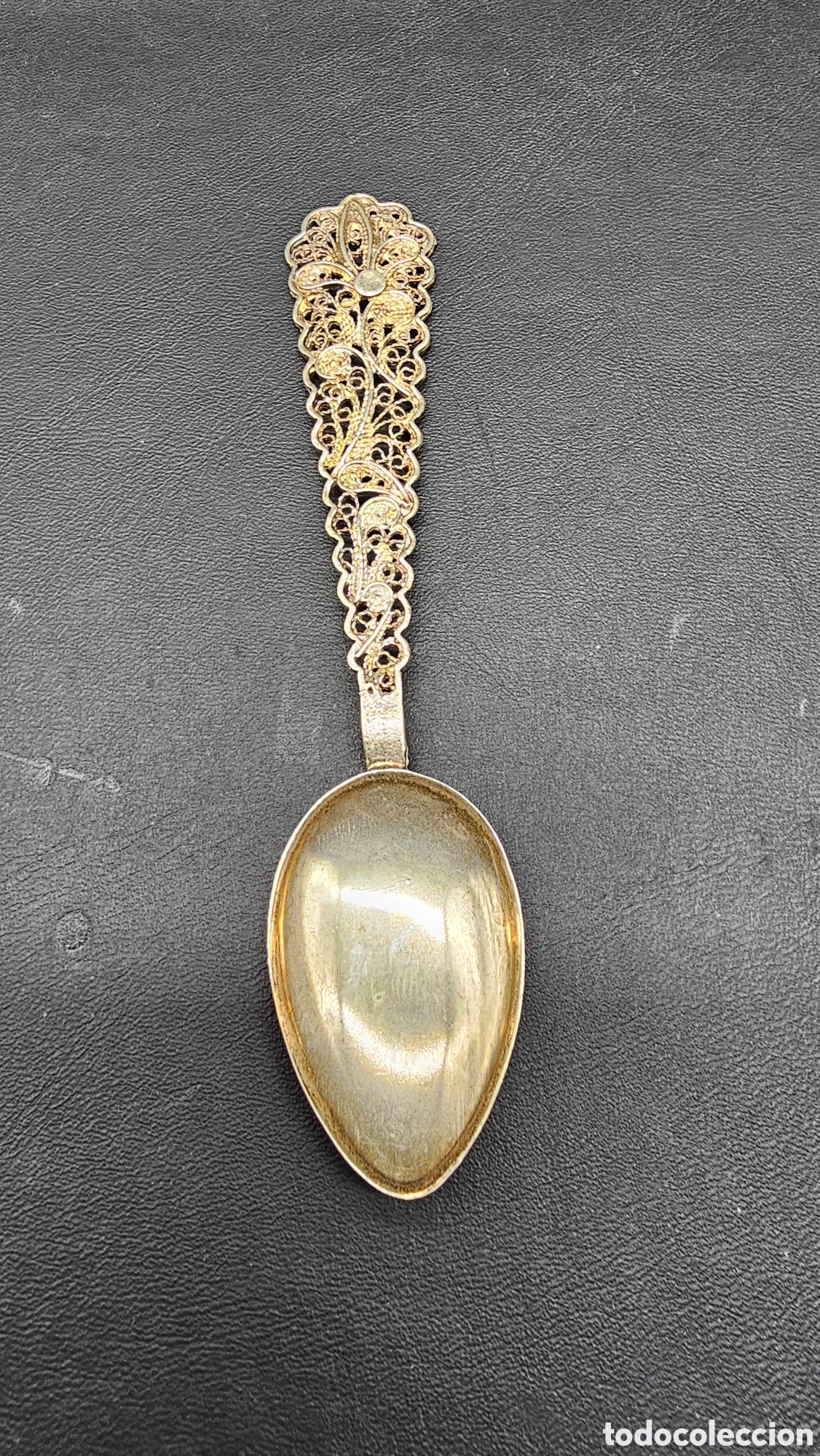 Antiques: Preciosa cuchara en filigrana de plata de ley