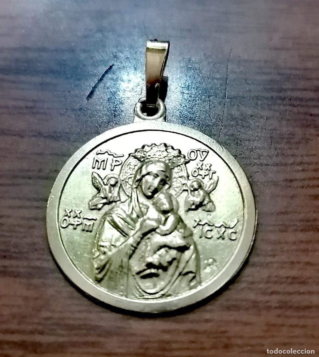 Antiques: medalla perpetuo socorro en plata de ley 925ml. maciza - 20mm.