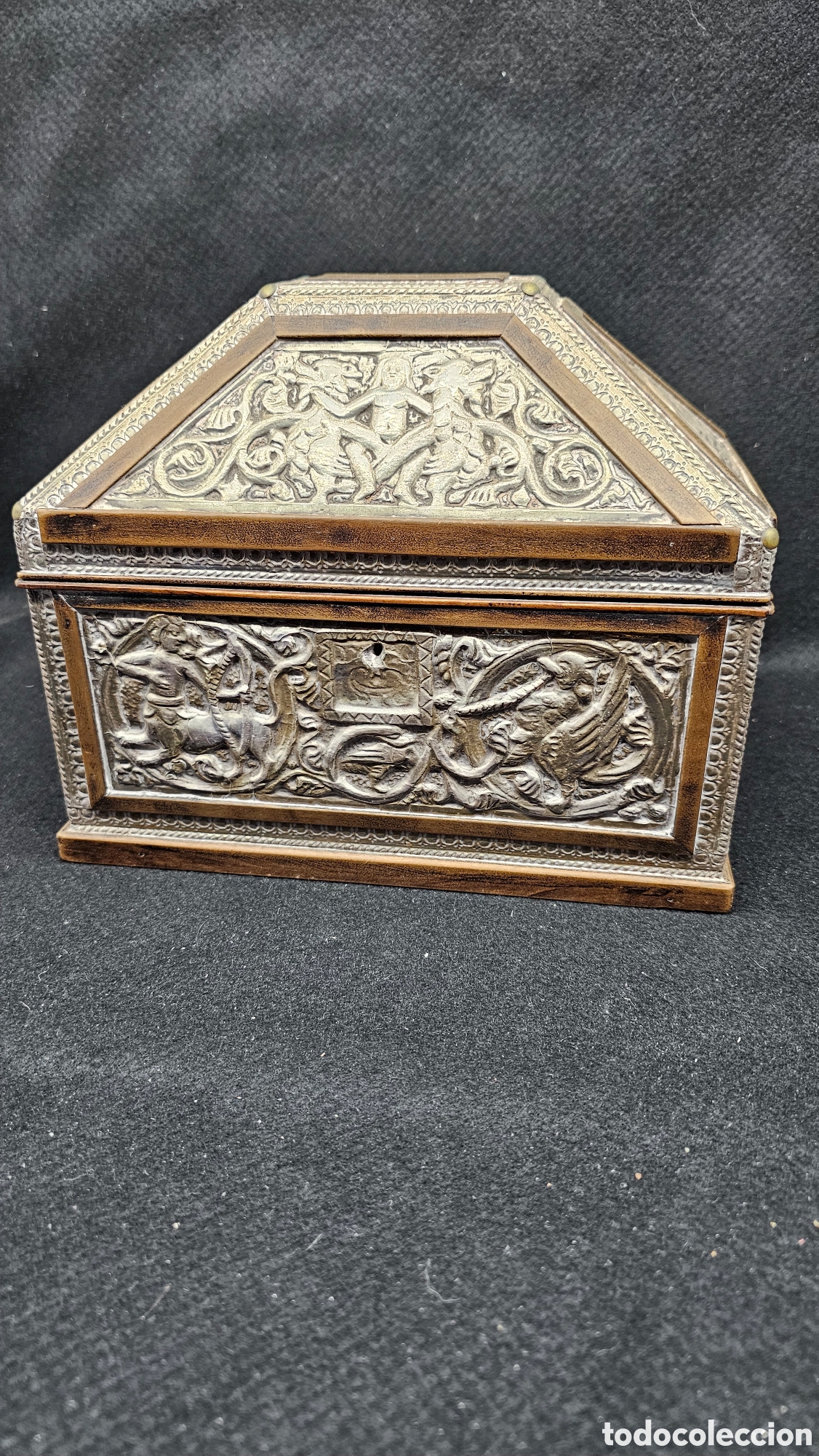 Antiques: Antiguo cofre arqueta de plata de ley estilo neorrenacentista
