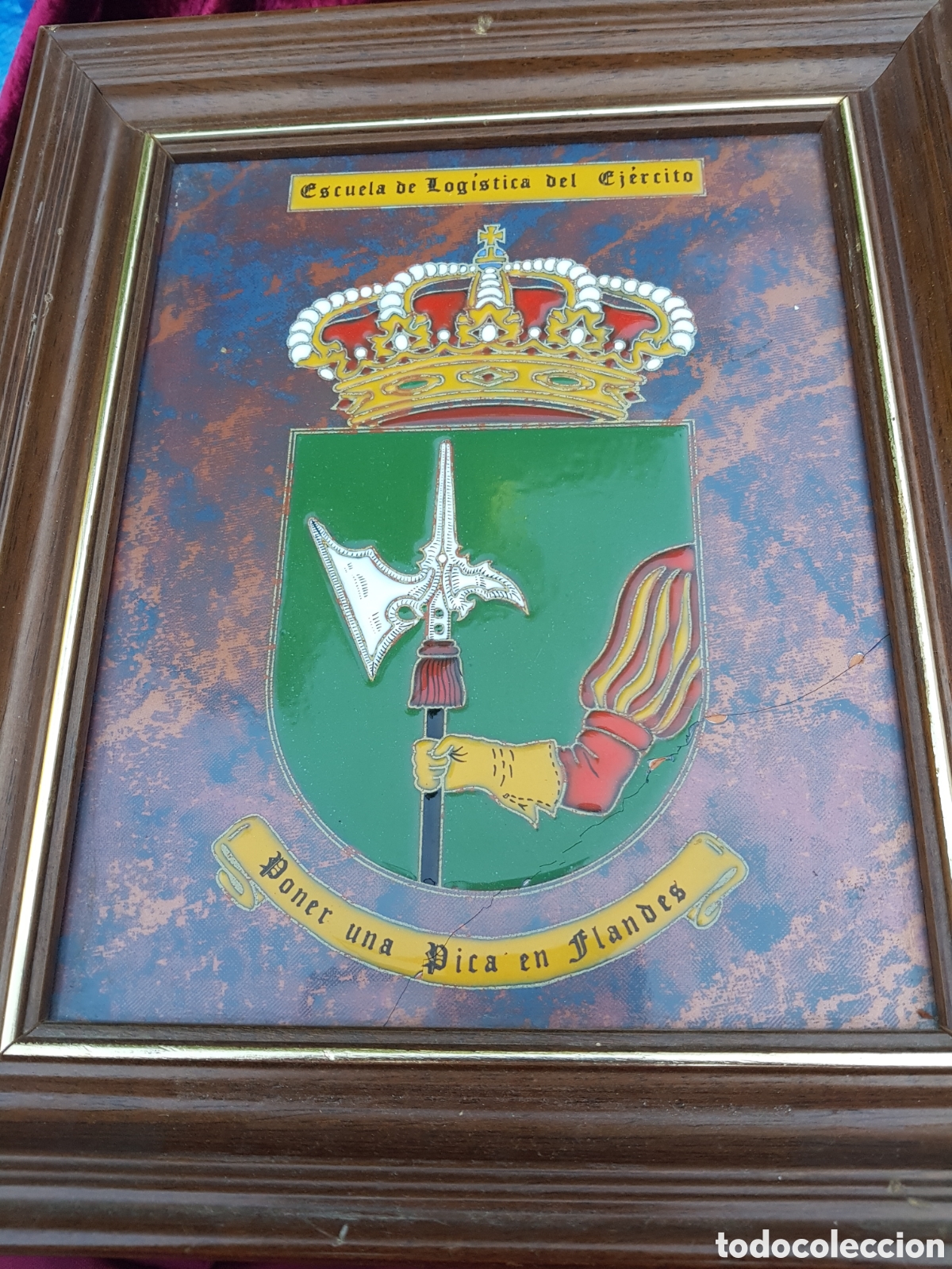 Antig&uuml;edades: ANTIGUA METOPA ESCUELA LOG&Iacute;STICA DEL EJ&Eacute;RCITO ESMALTADA