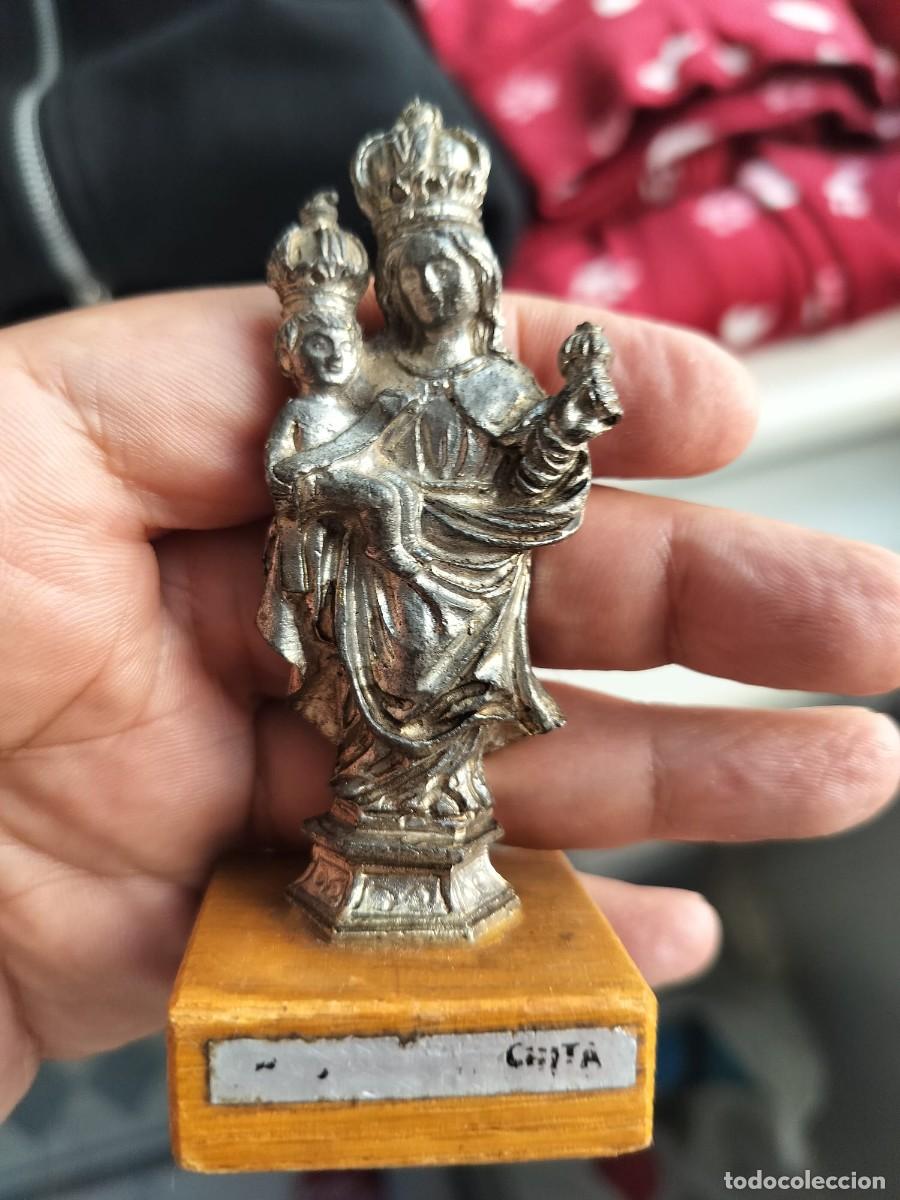 Antig&uuml;edades: Estatuilla Virgen Metal con Corona