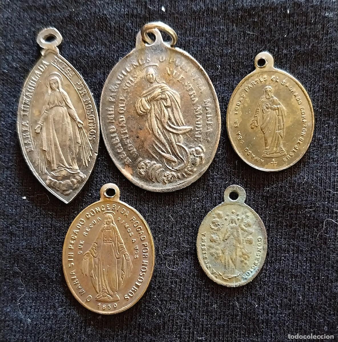 Antiguidades: Lote de medallas del siglo XIX.