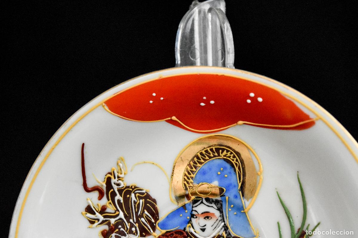 Antig&uuml;edades: Platillo de porcelana japonesa - Foto 4