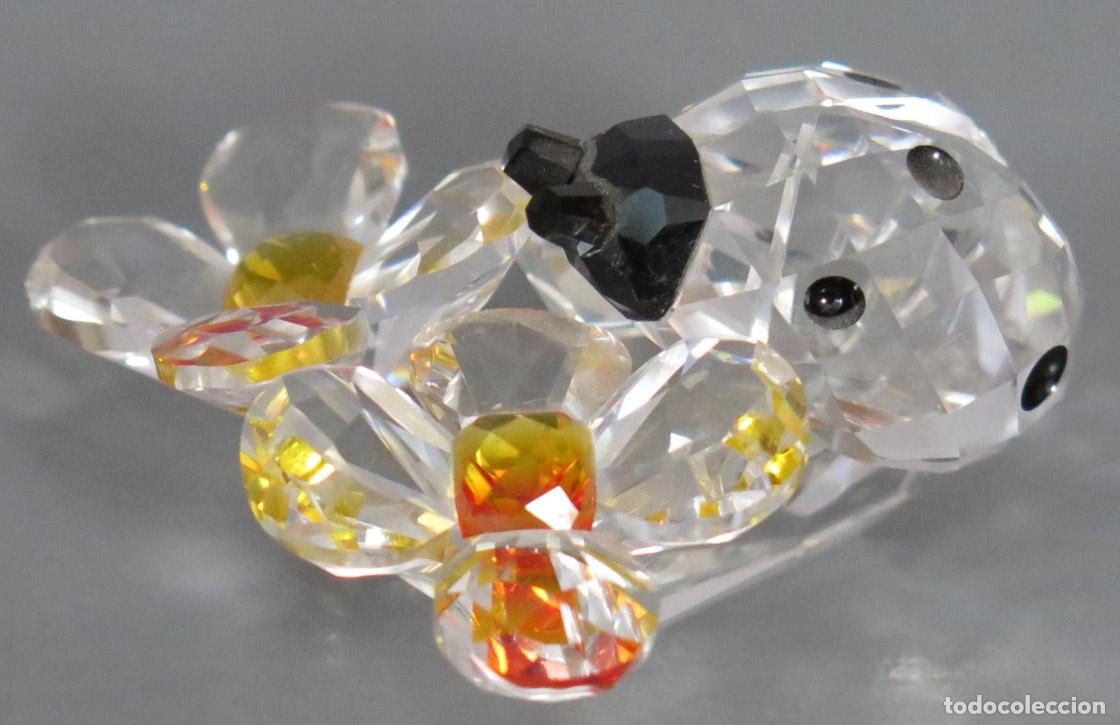 Antig&uuml;edades: Mariquita sobre Flor Cristal . 842804. SWAROVSKI