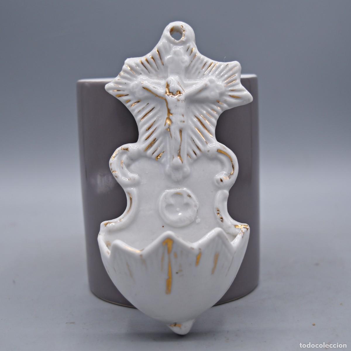 Antig&uuml;edades: Benditera antigua de porcelan - Foto 3