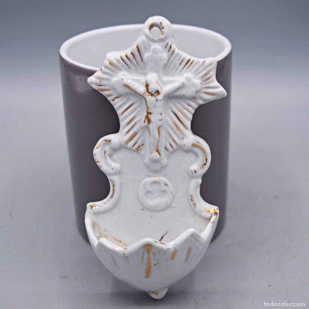 Antig&uuml;edades: Benditera antigua de porcelan - Foto 4