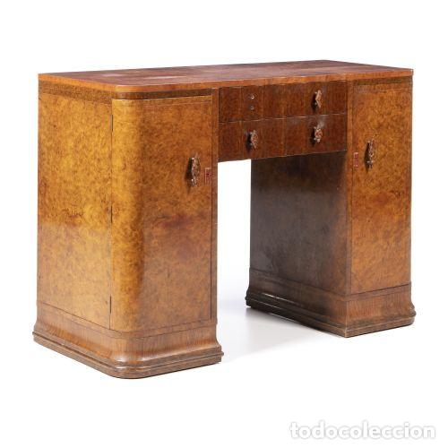 Antiquit&auml;ten: Aparador de madera de ojo de perdiz - siglo XIX