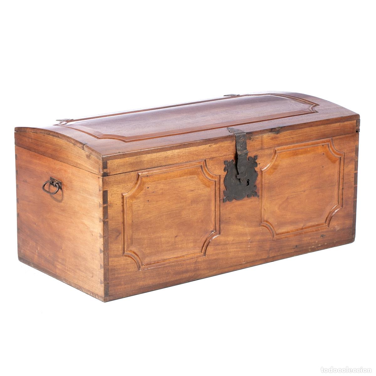Antig&uuml;edades: Arca D. Mar&iacute;a en madera vinh&aacute;tico - Siglo XIX