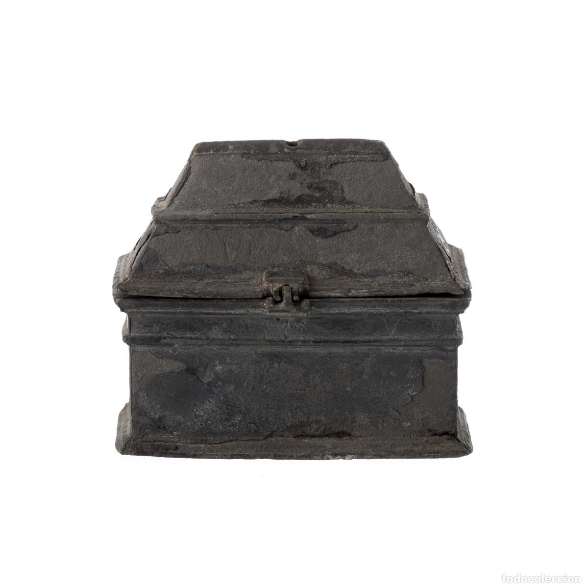 Antiquit&auml;ten: Arte Sacro - Caja de &Oacute;leos Sagrados - Siglo XVII