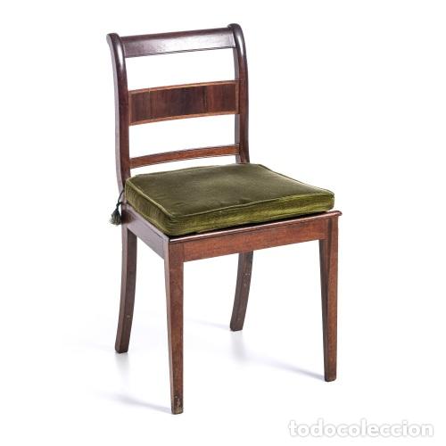 Antiquit&eacute;s: Silla de la reina Mar&iacute;a I en madera vinh&aacute;tico - siglo XVIII