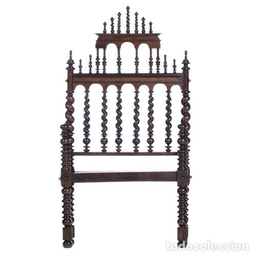 Antig&uuml;edades: Cama de encaje de bolillos hecha de palisandro - siglo XVII