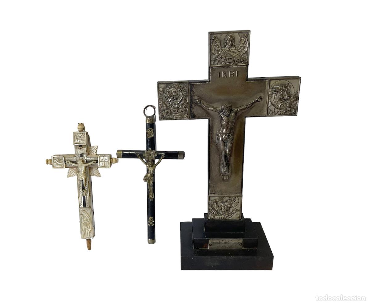 Oggetti Antichi: Arte sacro - Tres crucifijos - Siglo XIX