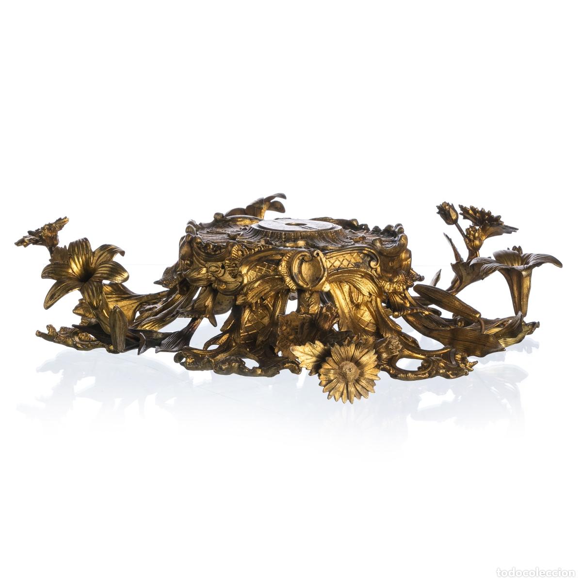 Antiguidades: Base de bronce de Napole&oacute;n III - siglo XIX