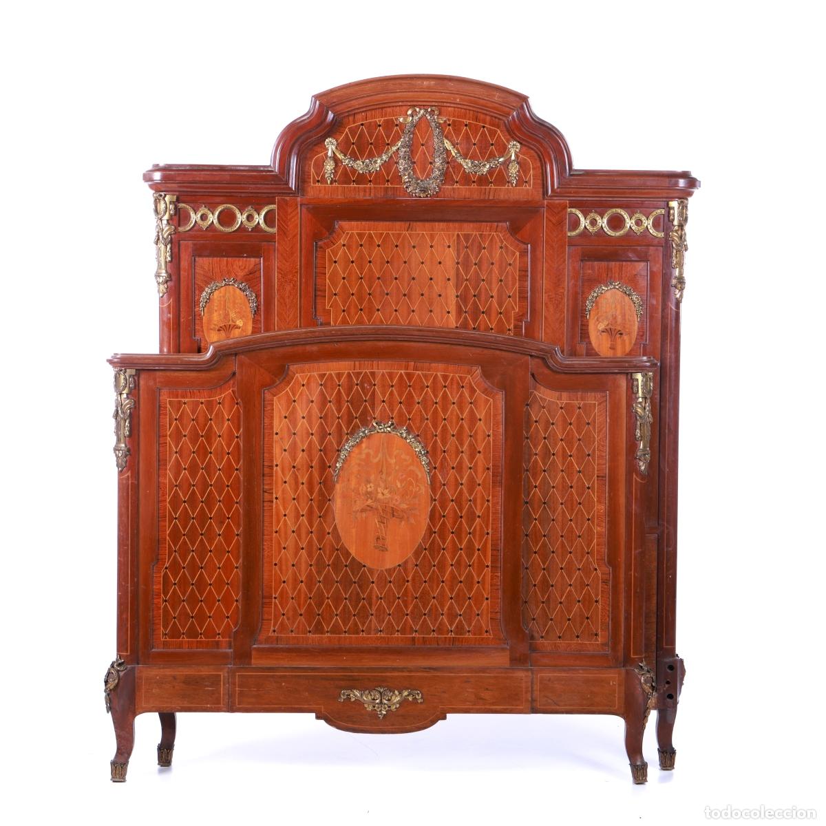 Antig&uuml;edades: Cama estilo Luis XV - siglo XIX - Foto 1