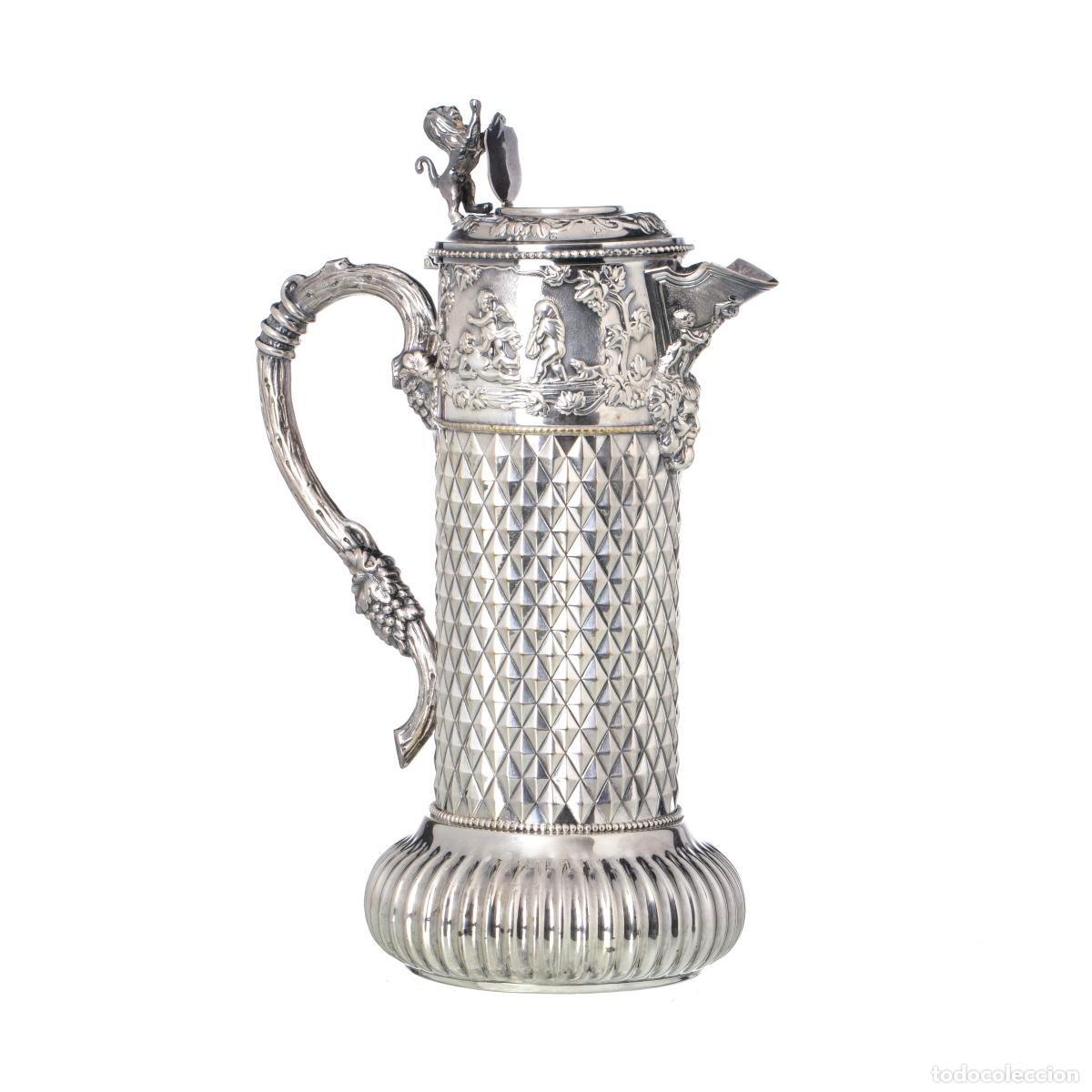 Antig&uuml;edades: Taza con tapa; en una carcasa - Foto 1