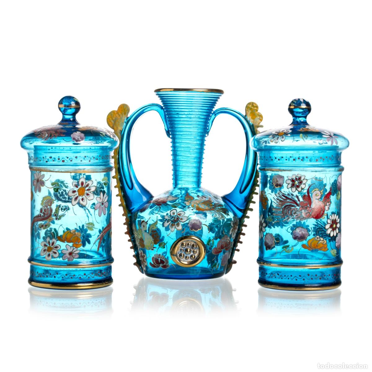 Antig&uuml;edades: Cristal y vidrio - Jarr&oacute;n y par de macetas de La Granja - Siglo XIX