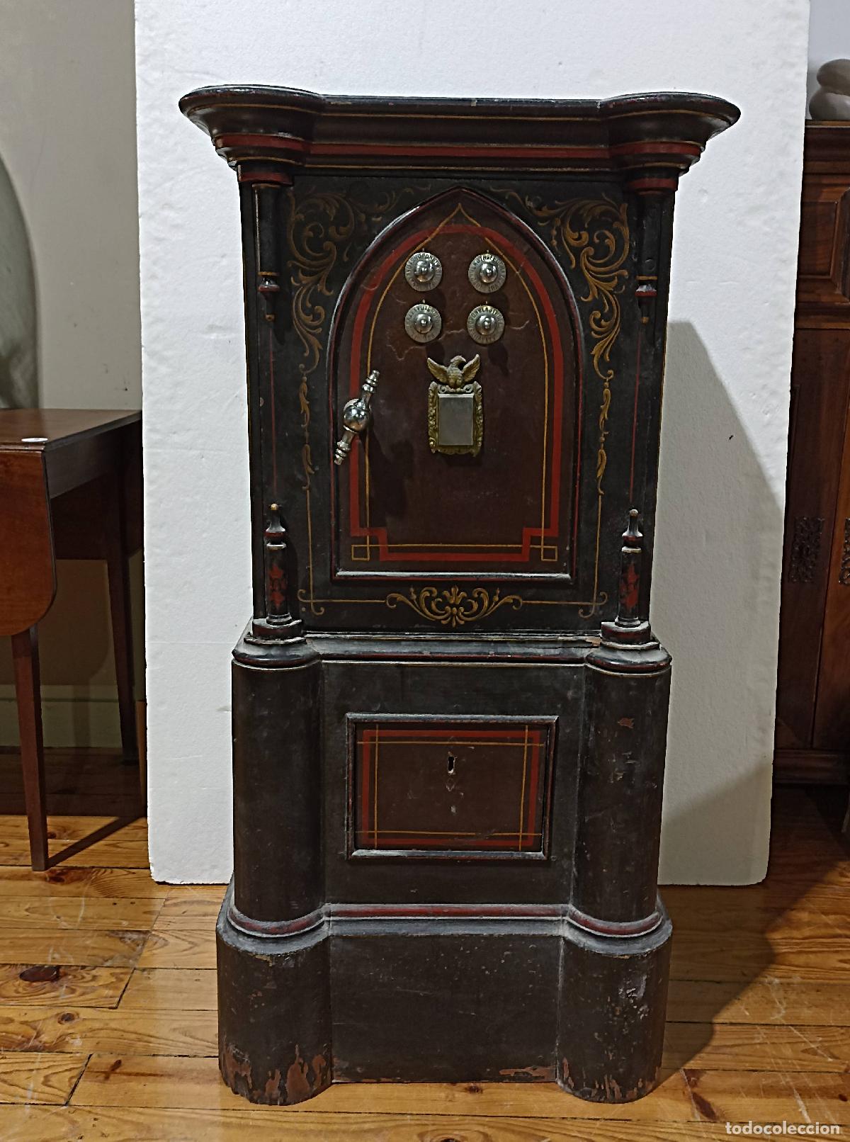 Antiques: Caja fuerte - Siglo XIX