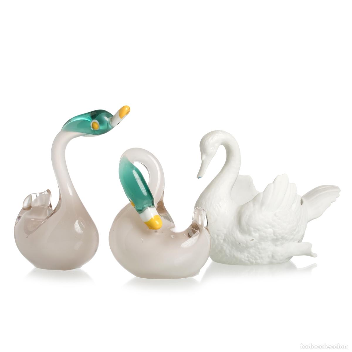 Antig&uuml;edades: Cristal y vidrio - Tres cisnes de Murano y - Vista Alegre