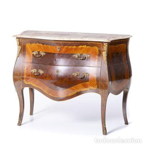 Antig&uuml;edades: C&oacute;moda estilo Luis XV en madera de palisandro y jacarand&aacute;. - Foto 1
