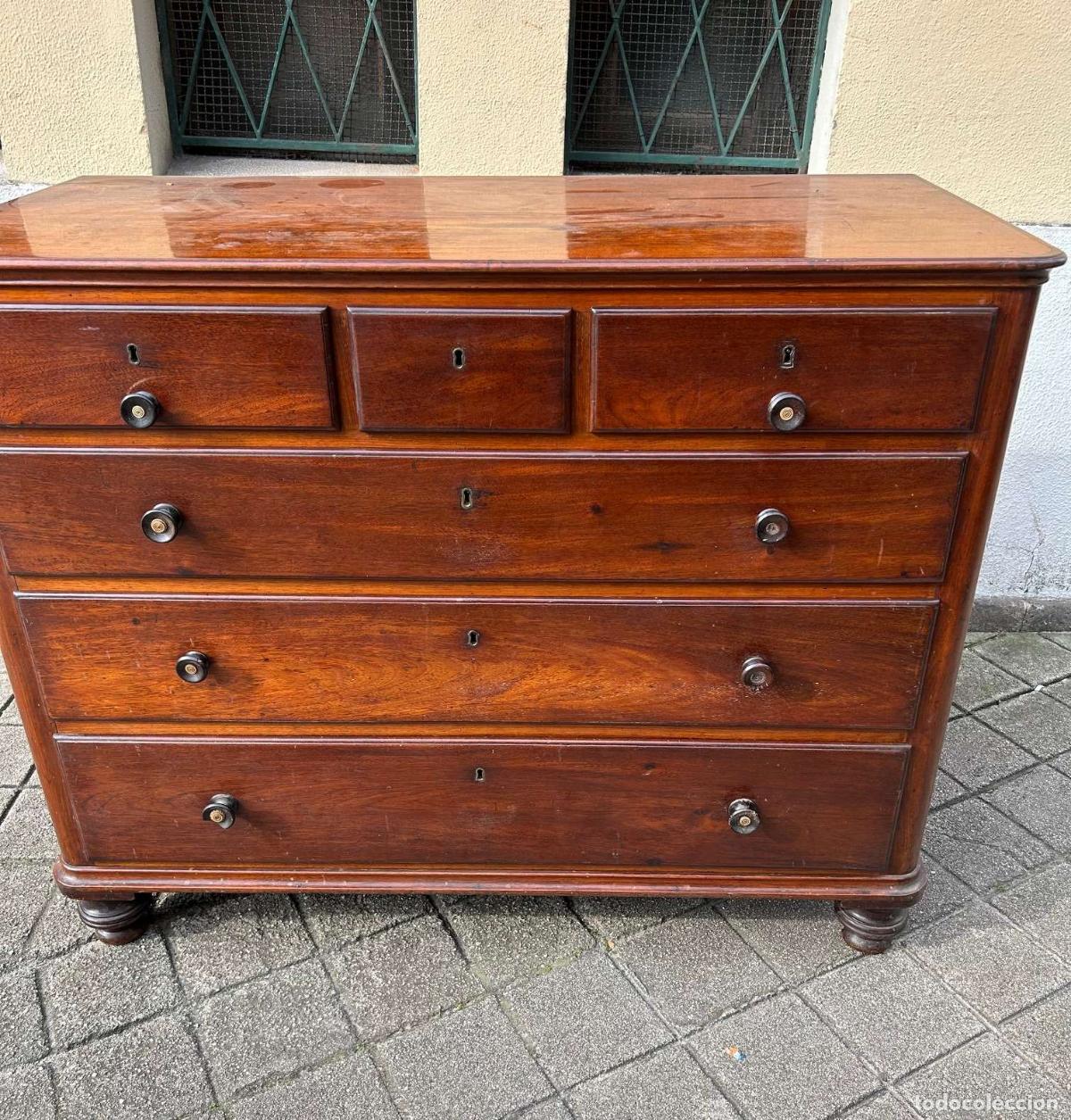 Antig&uuml;edades: C&oacute;moda D. Maria en madera vinh&aacute;tica - siglo XIX - Foto 1