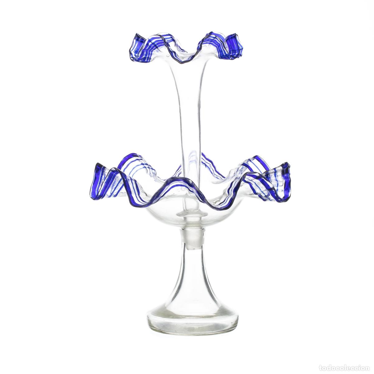 Antiguidades: Cristal y vidrio - Centro de mesa con frutero de vidrio soplado - Siglo XIX