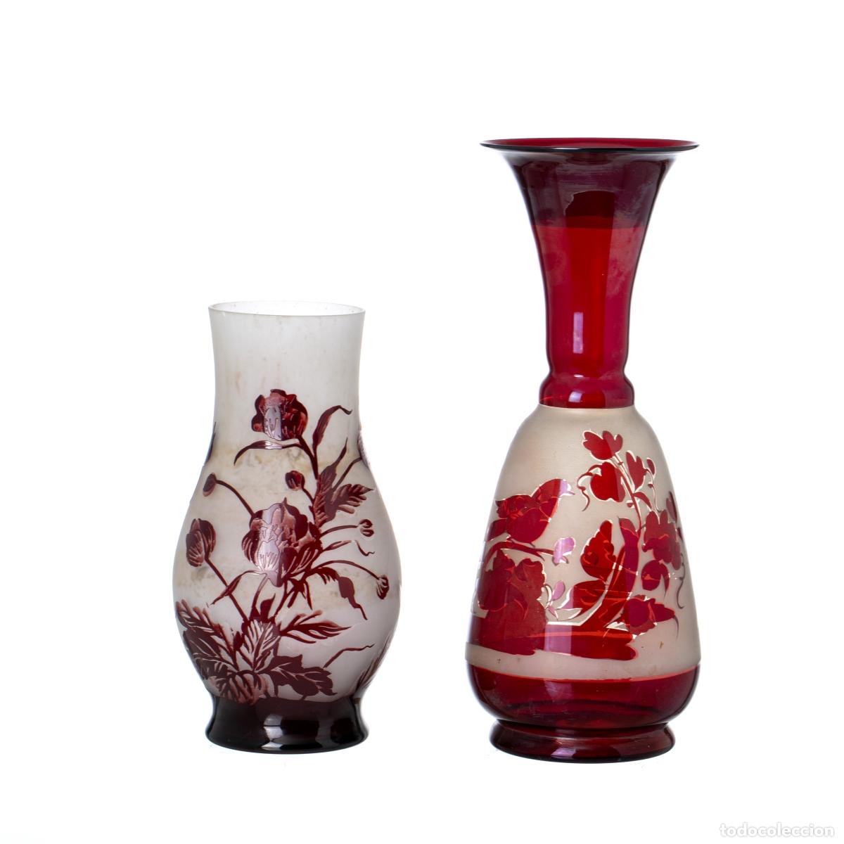 Antiques: Cristal y vidrio - Dos jarrones - Siglo XIX