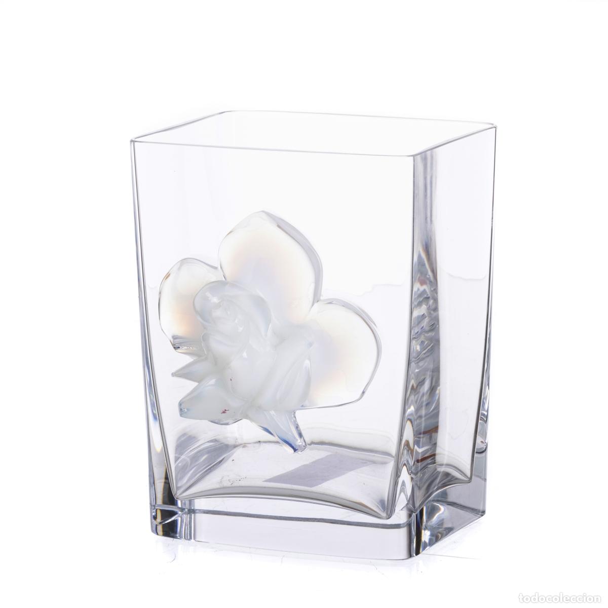 Antiquit&eacute;s: Cristal y vidrio - Jarr&oacute;n de cristal de Ren&eacute; Lalique