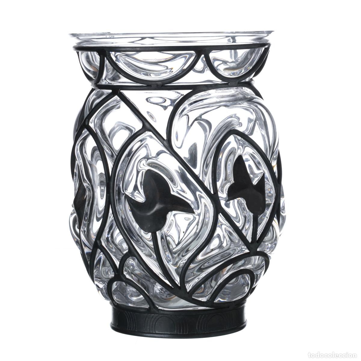 Antiques: Cristal y vidrio - Jarr&oacute;n de vidrio moldeado Lalique