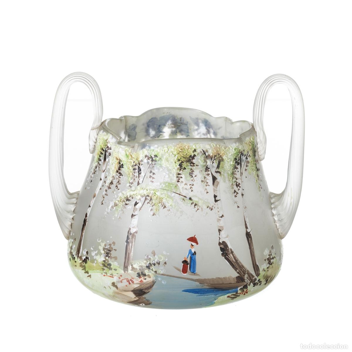 Antiques: Cristal y vidrio - Jarr&oacute;n Art Nouveau con dos asas - Siglo XIX