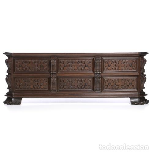 Antiques: Gran cofre de madera