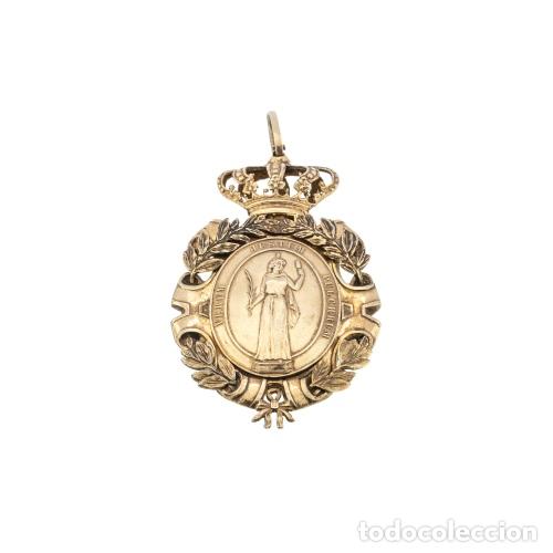 Oggetti Antichi: Insignia de plata dorada &laquo;Real Academia de Ciencias Morales y Pol&iacute;ticas&raquo; - Siglo XIX