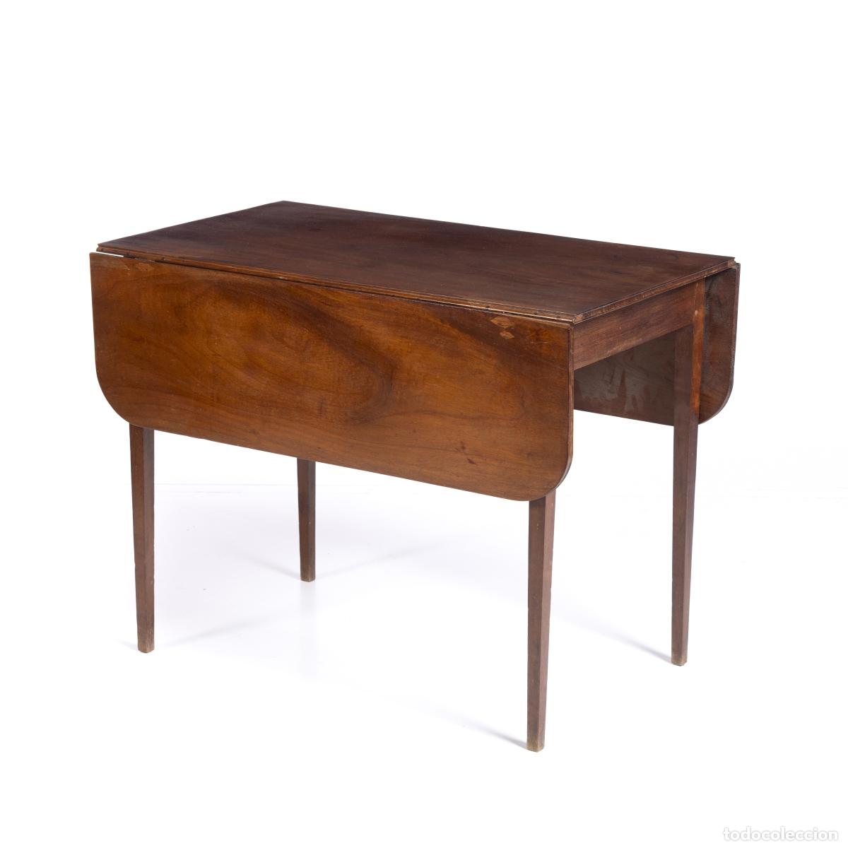 Antiquit&eacute;s: Mesa estilo D. Maria con paneles laterales en madera de pau-&oacute;leo - siglo XIX