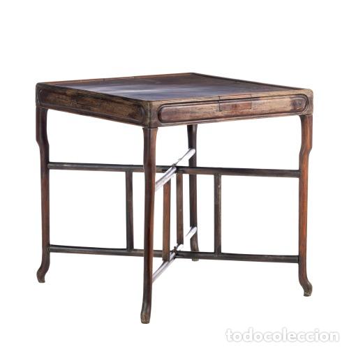 Antiquit&eacute;s: Mesa de juegos china de madera noble - siglo XIX