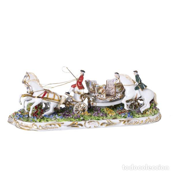 Antiquit&eacute;s: Porcelana - Carruaje con caballos y escudero - Capodimonte