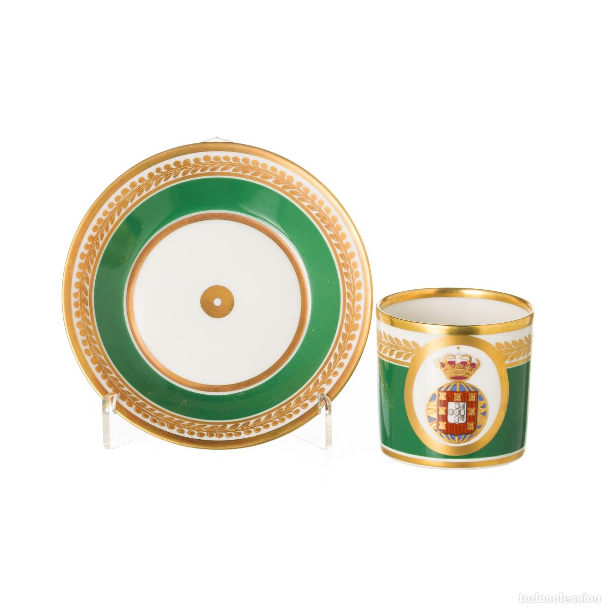 Antiguidades: Porcelana - Taza y platillo - Vista Alegre