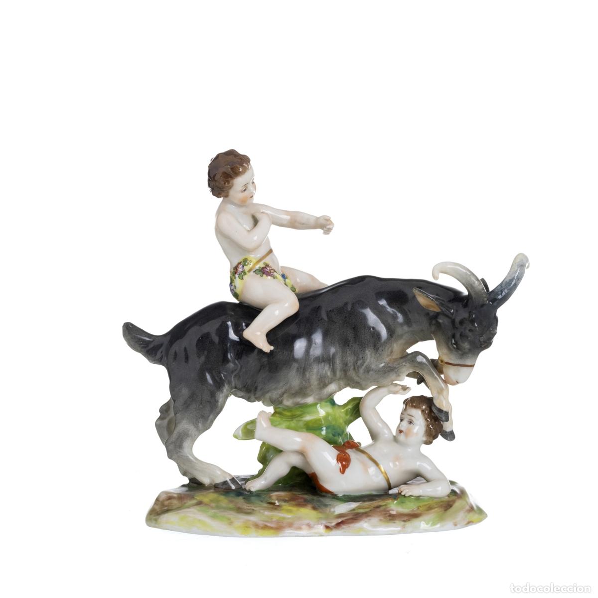Antig&uuml;edades: Porcelana - Ni&ntilde;os con cabras - Foto 1