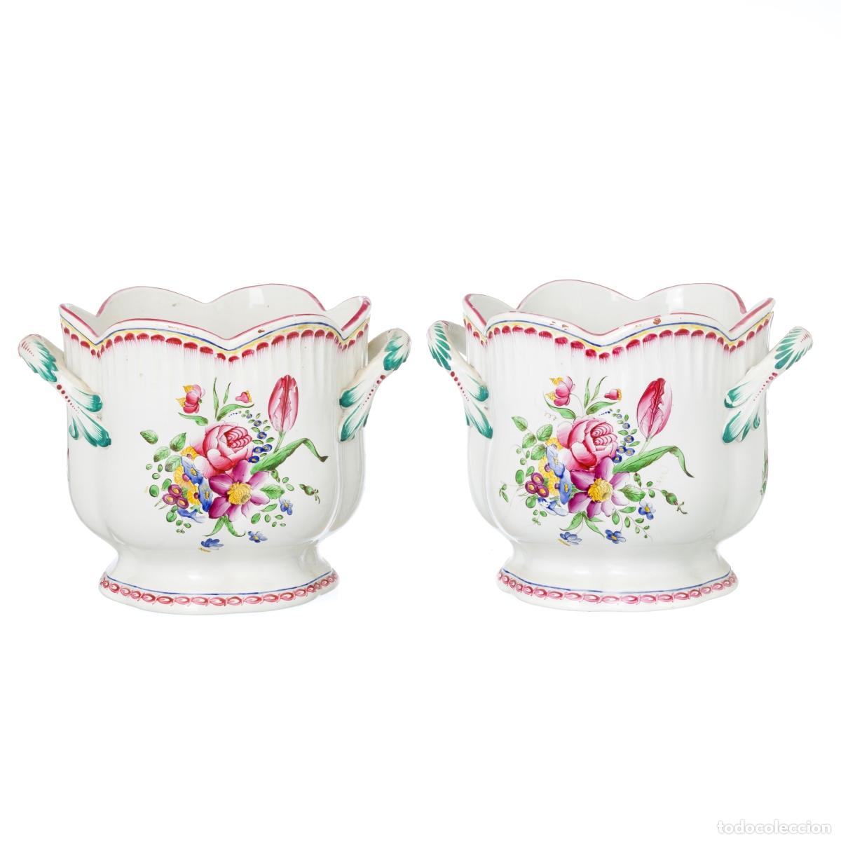Antiques: Porcelana - Par de macetas - Siglo XIX