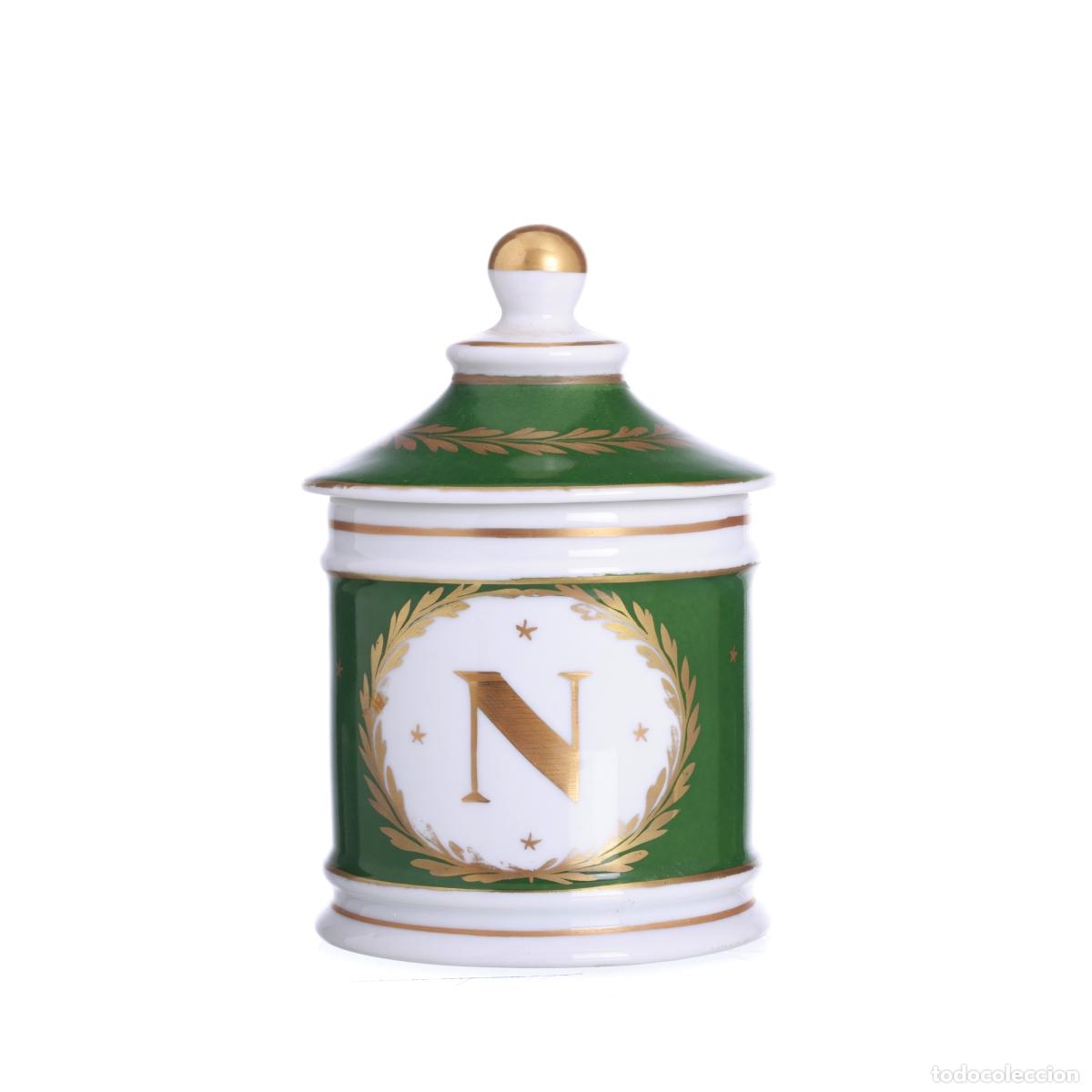 Antig&uuml;edades: Porcelana - Jarra con tapa - Napole&oacute;n III - Siglo XIX - Fabricaci&oacute;n imperial