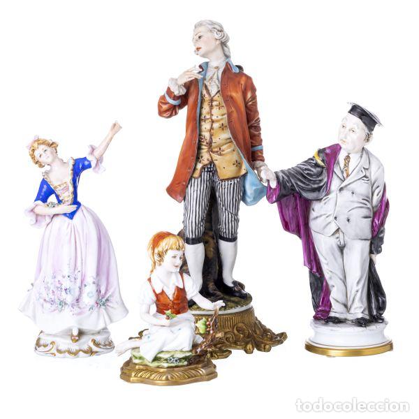 Antiguidades: Porcelana - Cuatro esculturas - Tiche