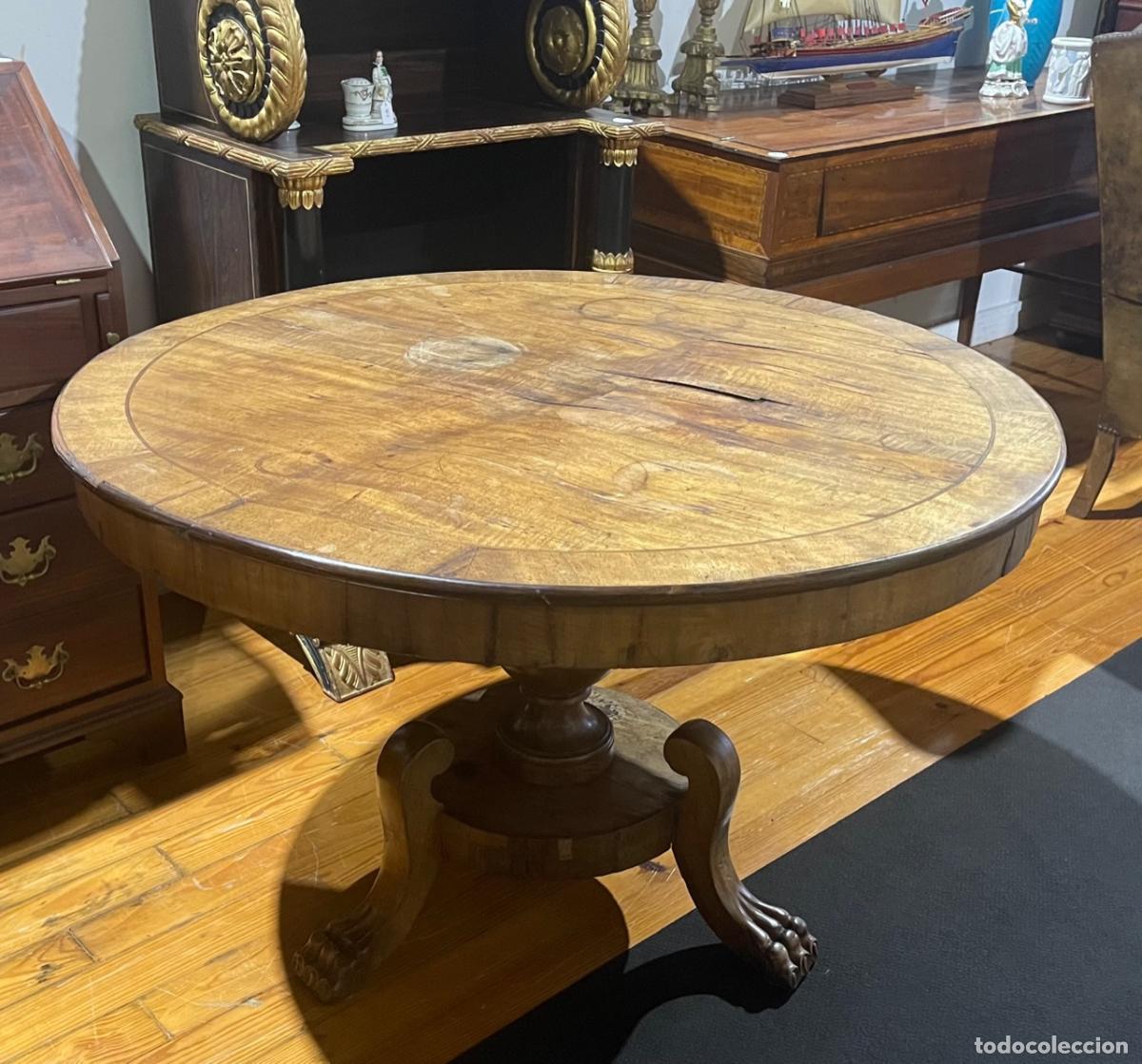 Antiquit&eacute;s: Mesa de desayuno victoriana en vino Vinh&aacute;tico.