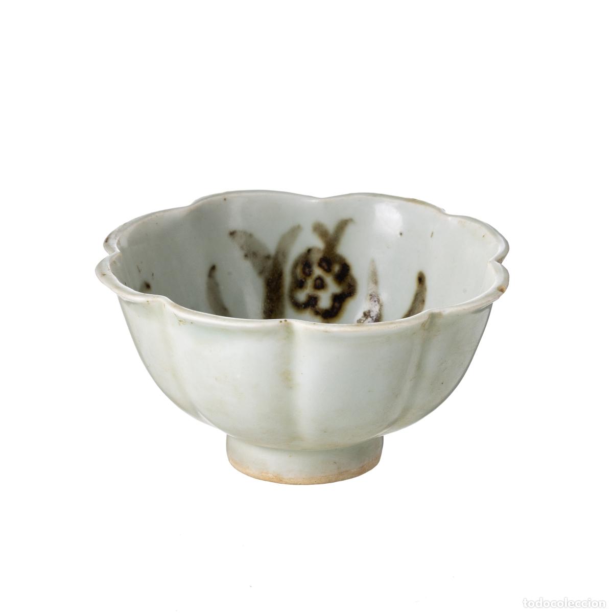 Antiques: Porcelana oriental - Cuenco de goma celad&oacute;n